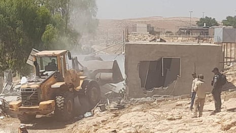 Israeli troops demolish buildings in West Bank village – video