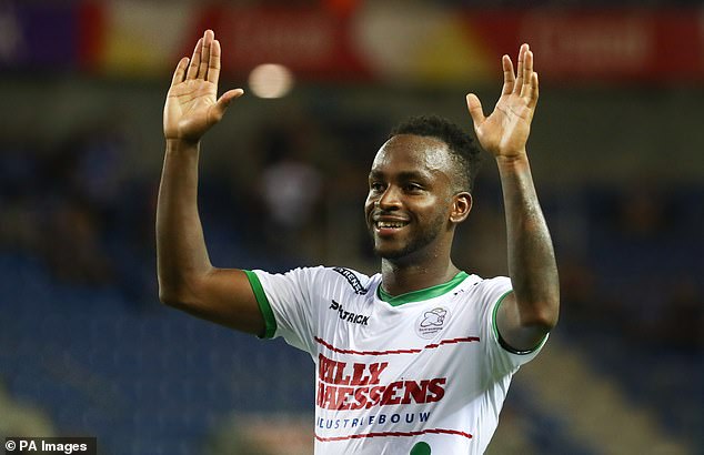 Former Premier League striker Saido Berahino has agreed to move to a second-tier team in India